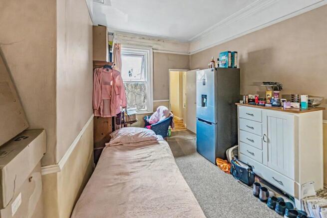 25 Windsor Road, Bournemouth, BH5 1DT