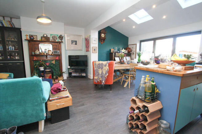 Open Plan Kitchen/Living Area