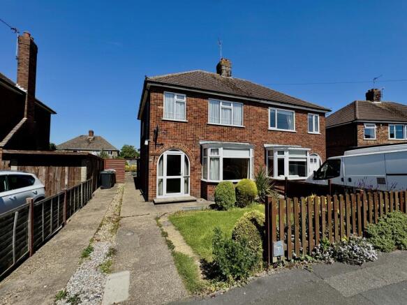 3 bedroom Semi Detached for sale