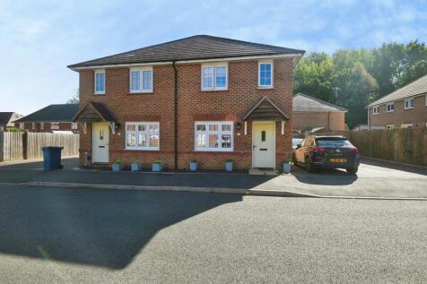 Cheddleton Close, Amington, Tamworth