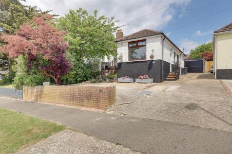 Valley Road, Sompting, BN15