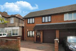 2b, Rowland Avenue, Kenton HA3 9AF