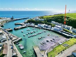 8, Harbour View, Porthleven TR13 9JN