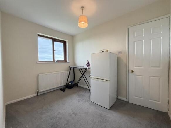 3 bed House for sale Image 12