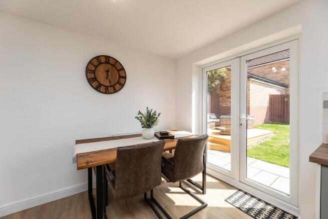3 bed Semi-Detached for sale Image 7