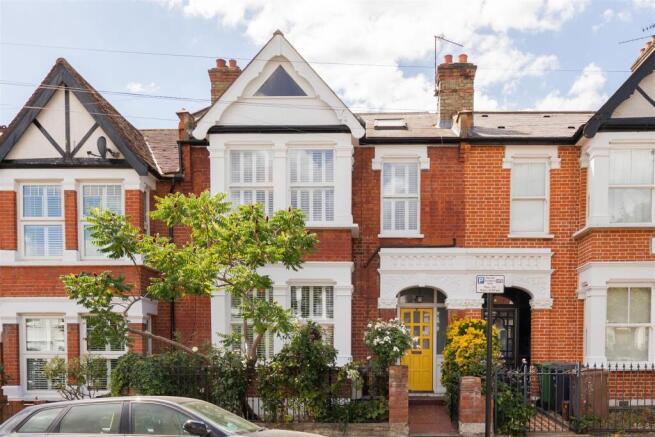 Preston Avenue, E4
