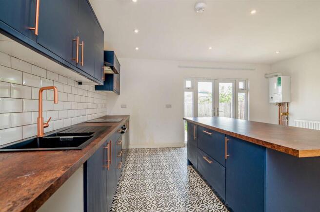 8692450-interior08-800.jpg