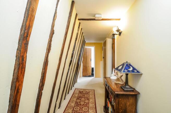 FIRST FLOOR LANDING