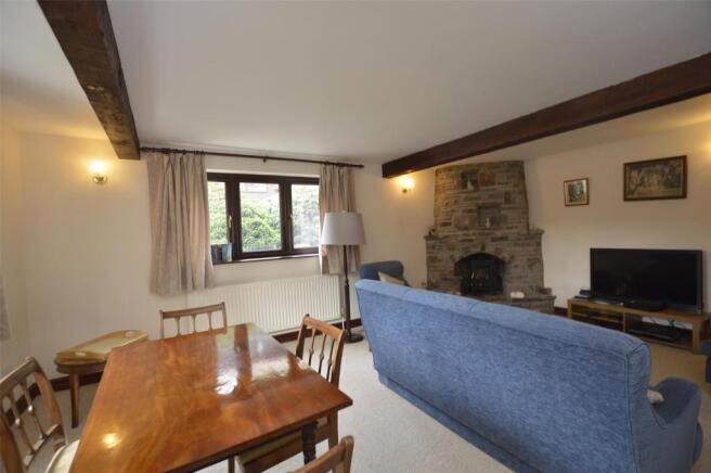 Lounge/Dining Room