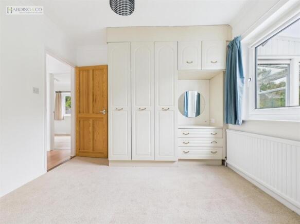 Bedroom 3 .2.jpg