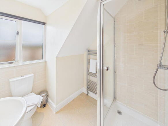 3 bed Terraced for sale Image 10