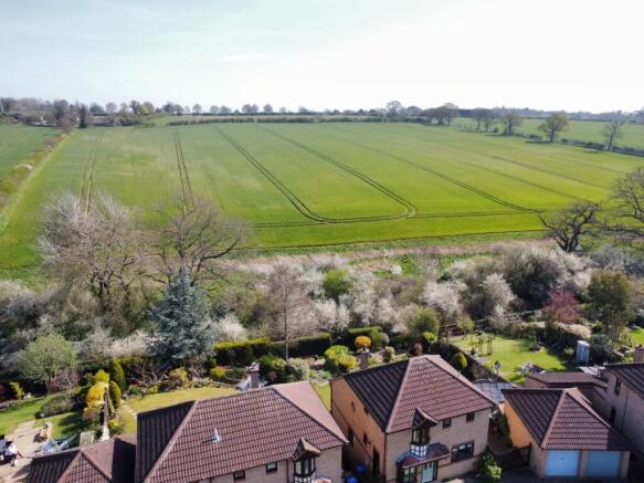 dji_fly_20260408_112318_947_1775643874215_photo_op