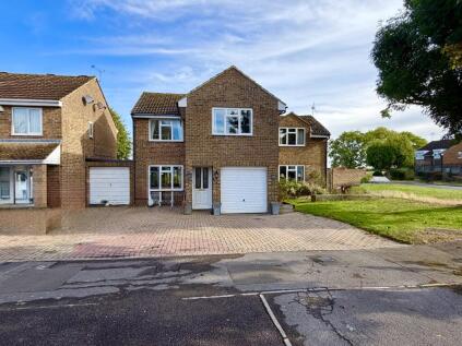 Sevenfields, Highworth, Wiltshire, SN6 7NQ.