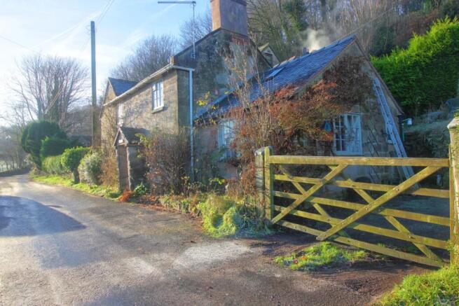 View of Cottage at Front 