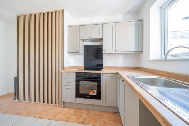 Scafell Close, Worcester, WR4 photo 4