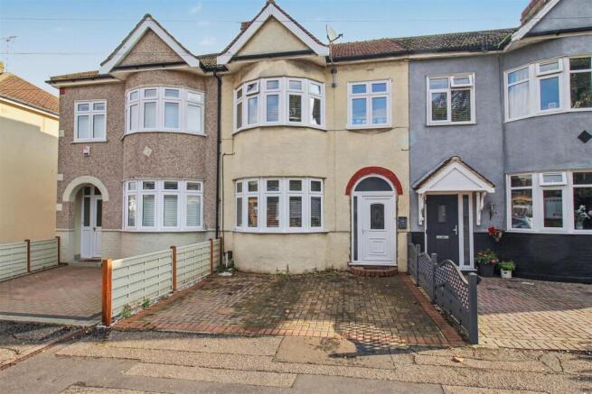 3 Bedroom Terraced in SS2 5DQ