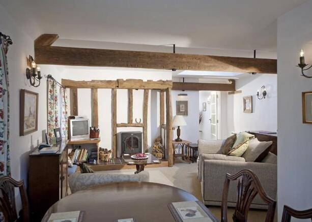 L B sitting room