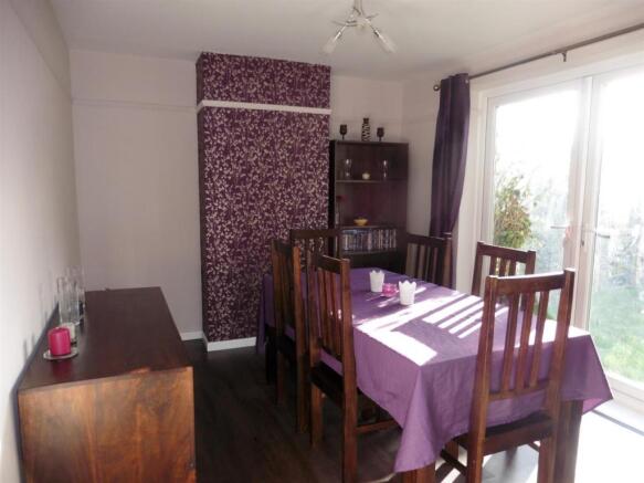 Dining room 1