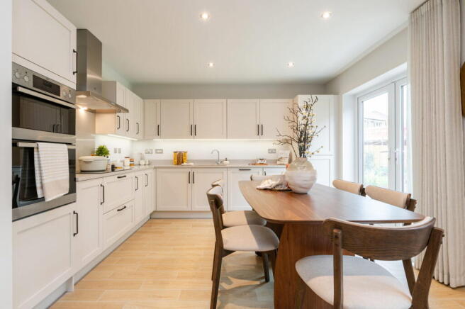 Hallam_Evergreen_Parade_Kitchen_Dining_Family_1