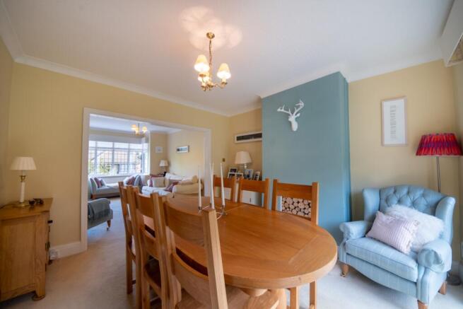 4 bed Detached for sale Image 6