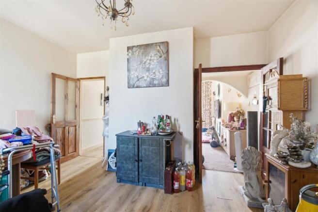 2 bed Terraced for sale Image 5