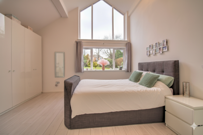 Windy Arbour - Matt Clinton - EweMove Kenilworth A