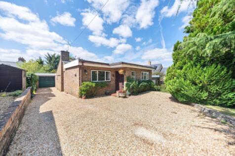 Priory Close, Royston, SG8