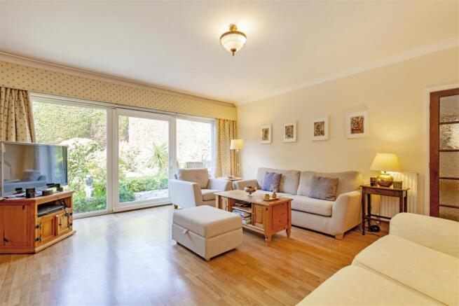Splendid Family Reception Room