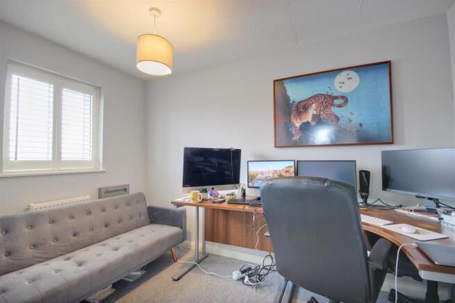 2 bed Semi-Detached for sale Image 6