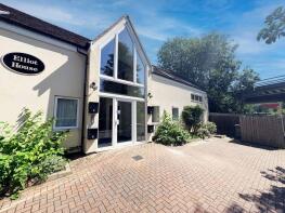 3, Elliot House, Shenley Road, Loughton, Milton Keynes MK5 8AR