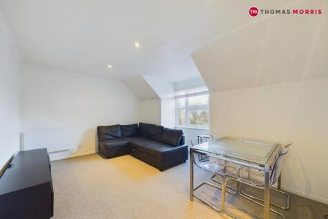 Lawns Court, Royston, Hertfordshire, SG8