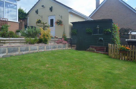 Shed / garage