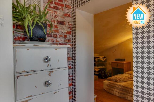 REDUCED HEADROOM SPACE: