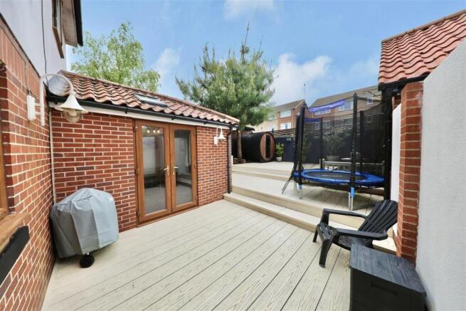 3 bed Detached for sale Image 12