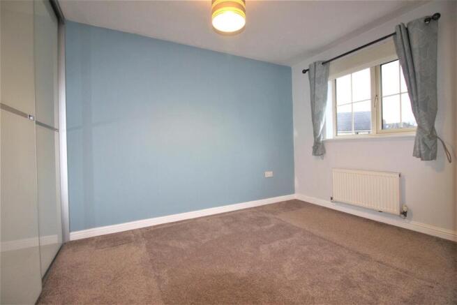 3 bed House to rent Image 6