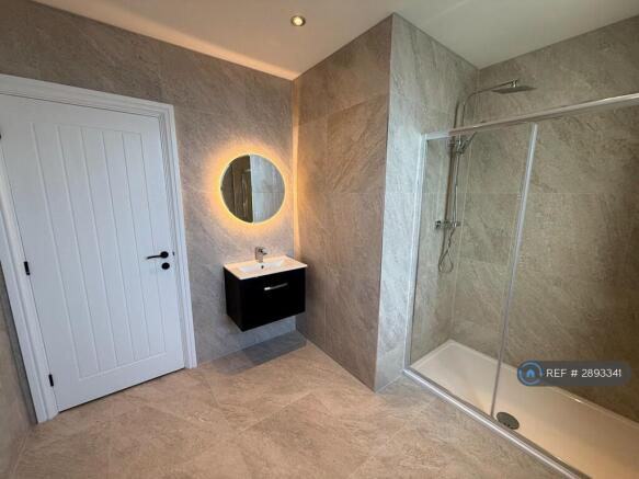 1 bed Flat to rent Image 7