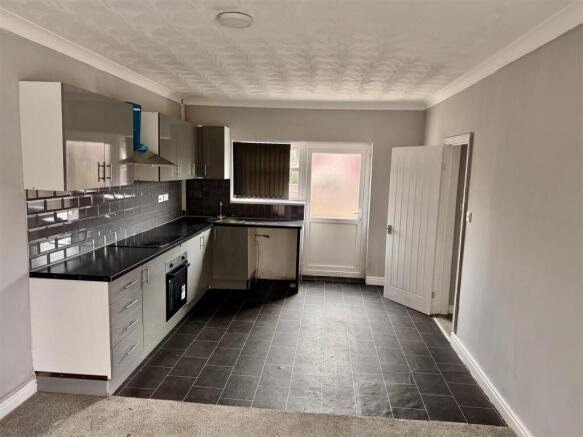 Kitchen .jpg