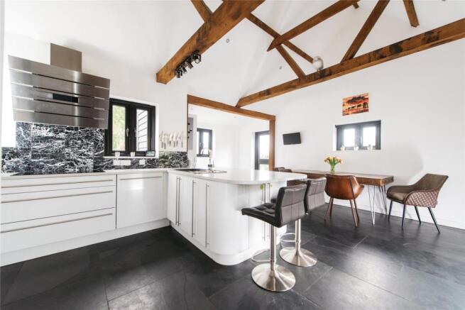 Kitchen/Breakfast Rm