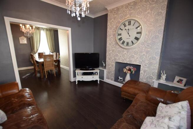 Living/Dining Room