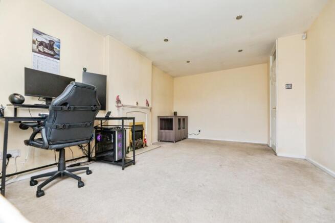 2 bed Bungalow for sale Image 7