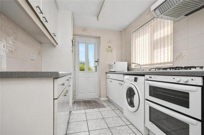 3 bed Semi-Detached for sale Image 12