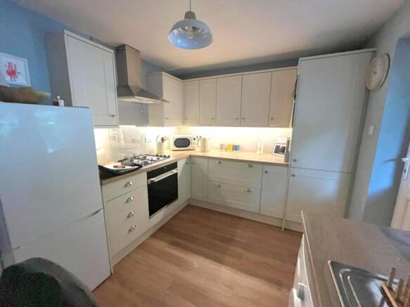 2 bed Terraced for sale Image 4