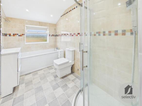 3 bed Semi-Detached for sale Image 8