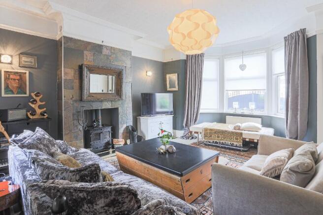 4 bed Detached for sale Image 7