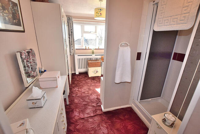 3 bed Semi-Detached for sale Image 8
