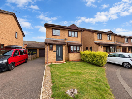 Hedge End, East Hunsbury, Northampton NN4