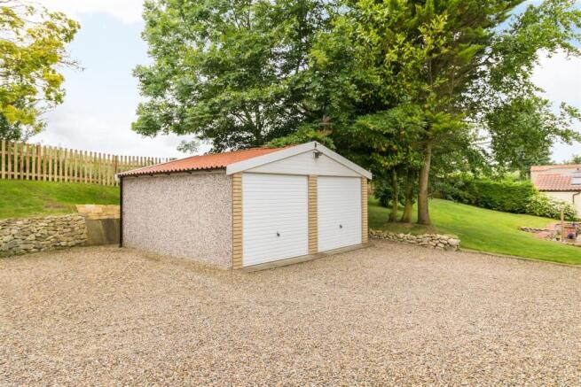 DOUBLE GARAGE