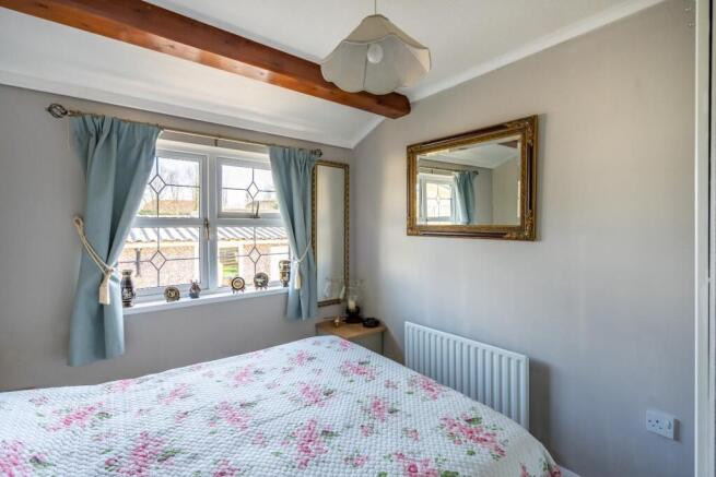2 bed Park Home for sale Image 12