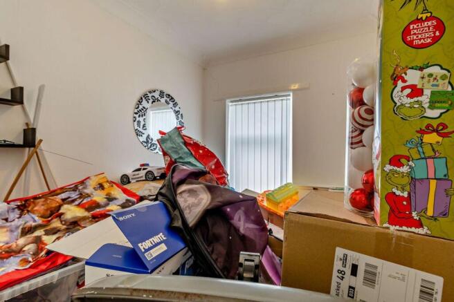 3 bed Semi-Detached for sale Image 11