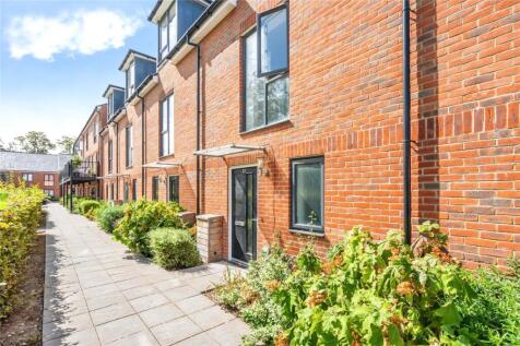 Pinewood Way, CHICHESTER, West Sussex, PO19